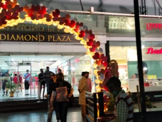 diamond-plaza