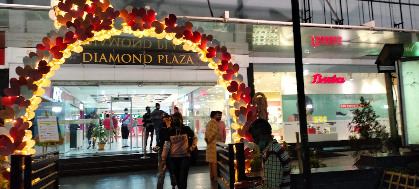 Diamond Plaza